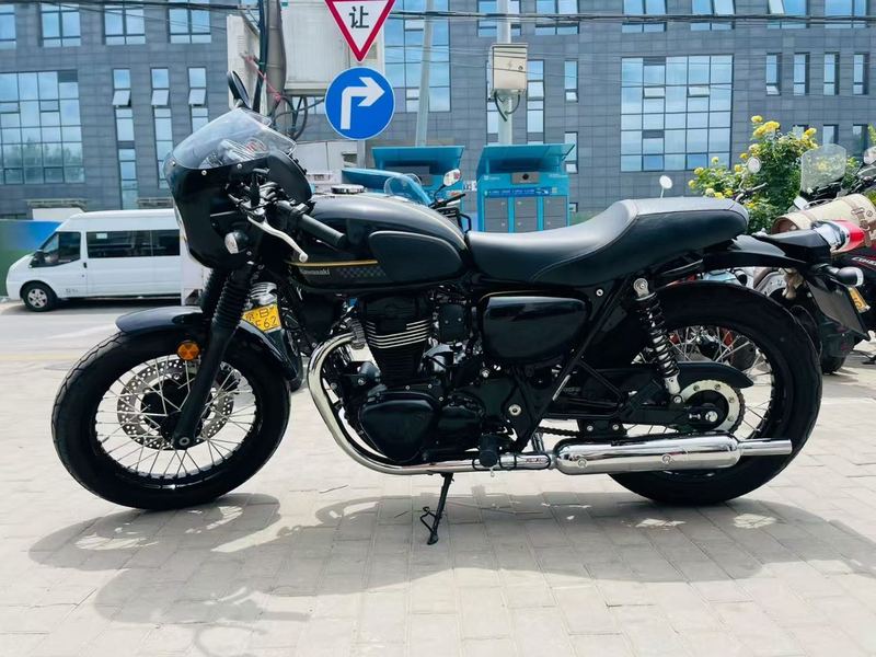 二手川崎W800 