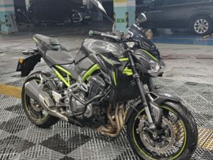 二手川崎Z900