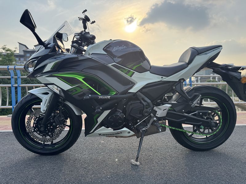二手川崎Ninja 650 