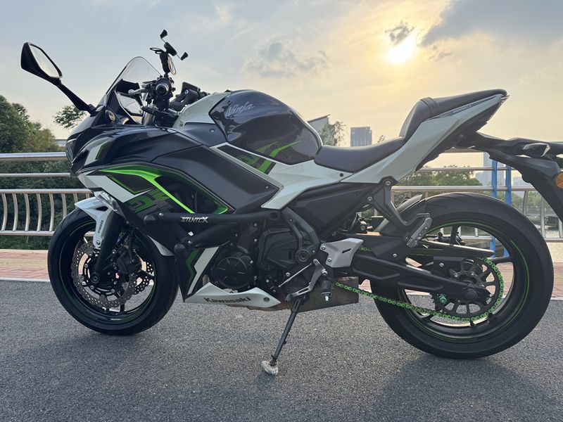 二手川崎Ninja 650 