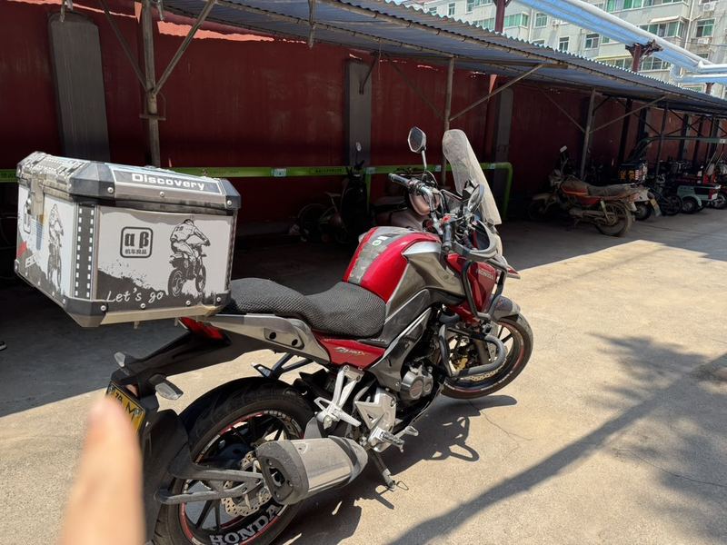 二手五羊本田猛鸷 CB190X