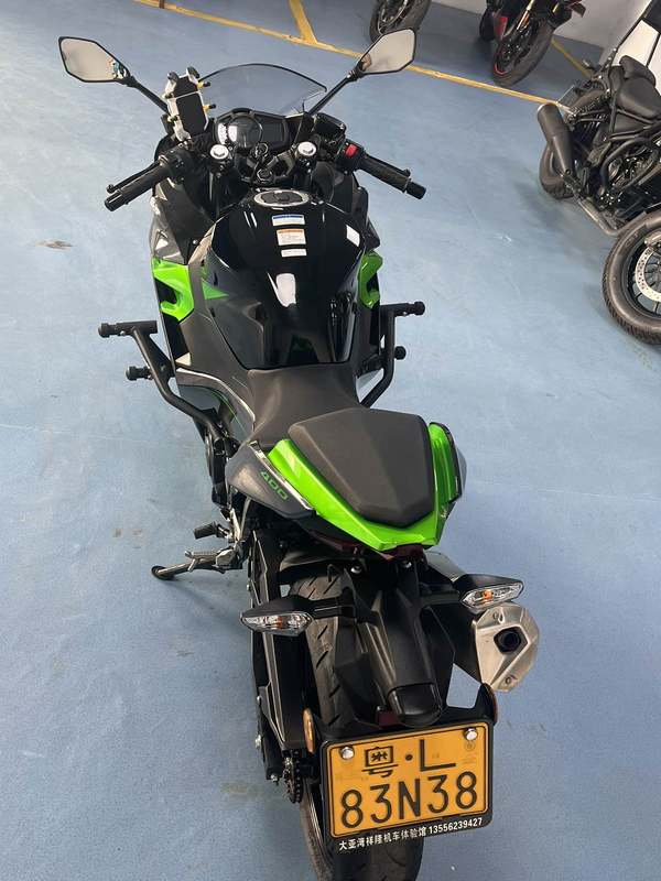 二手川崎Ninja 400