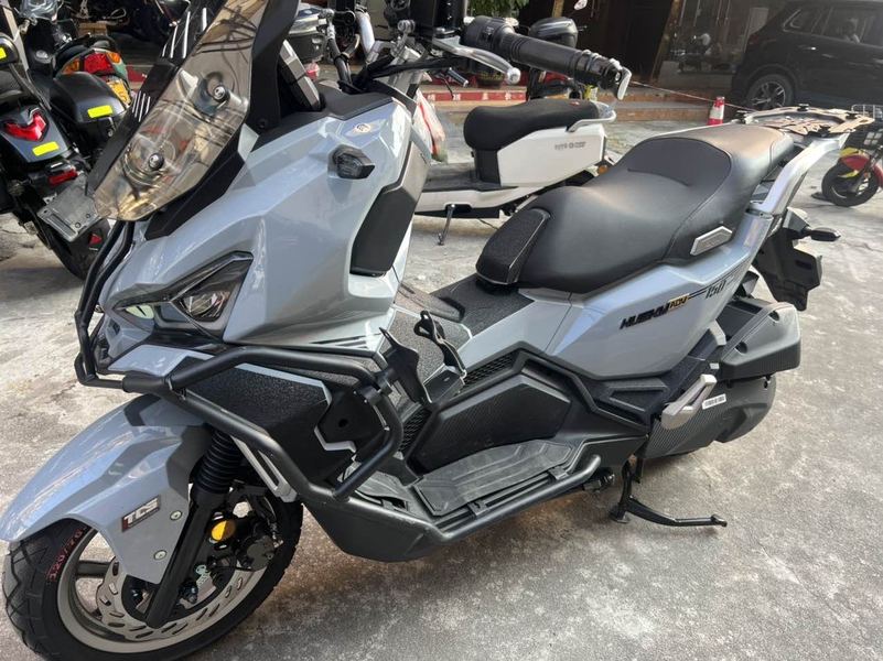 二手三阳哈士奇 Husky ADV150