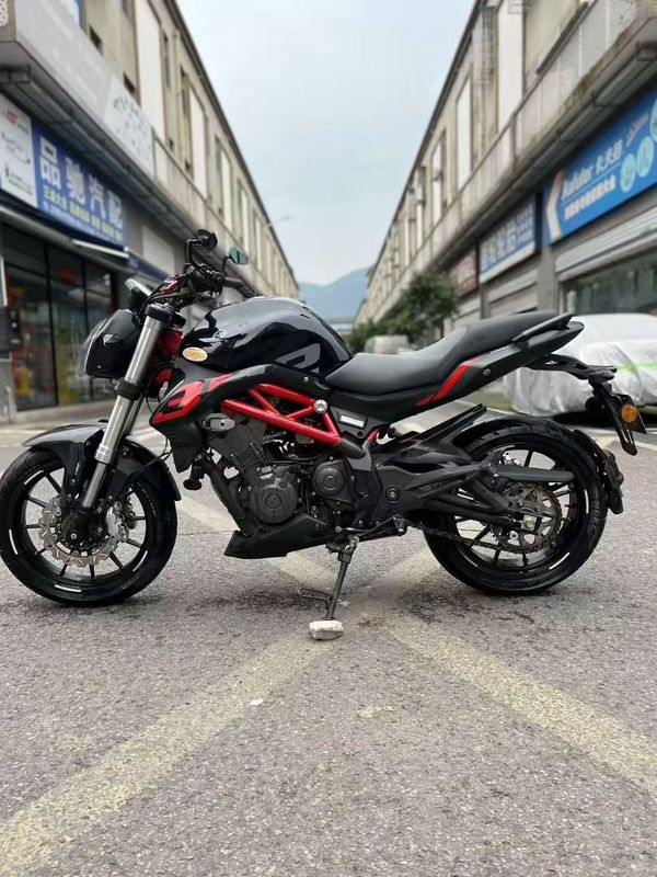 二手贝纳利蓝宝龙 BN302S