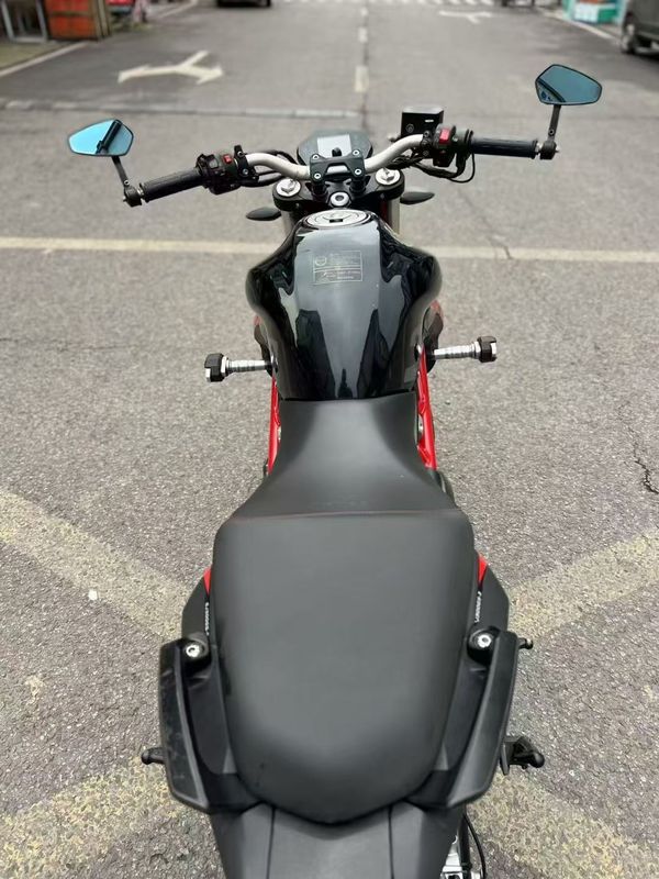 二手贝纳利蓝宝龙 BN302S