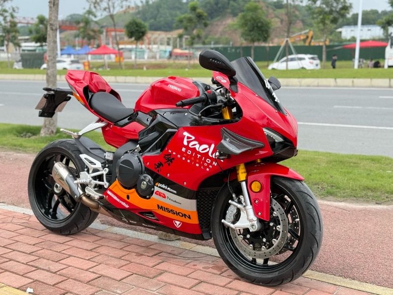 二手摩迪威800RS