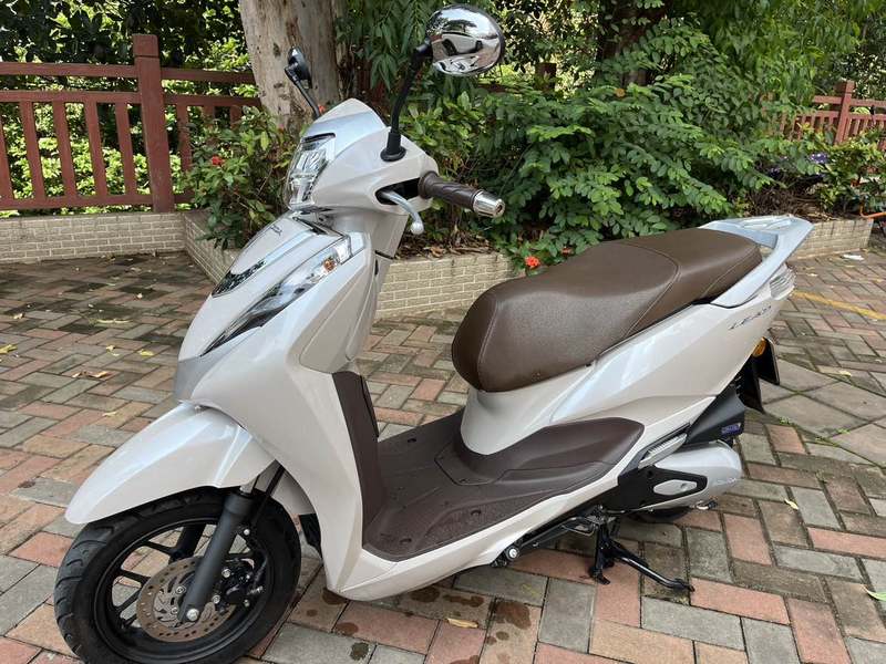 二手五羊本田Lead125