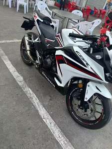 二手本田CBR400R