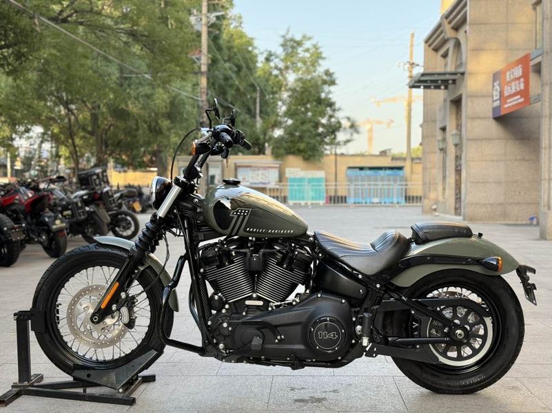 二手哈雷戴维森街霸 Street Bob