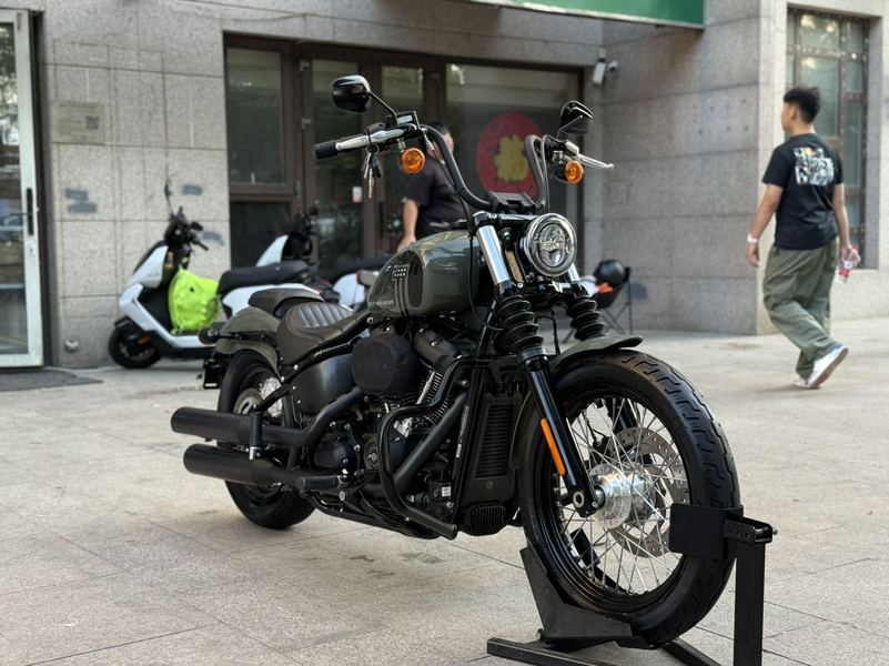 二手哈雷戴维森街霸 Street Bob