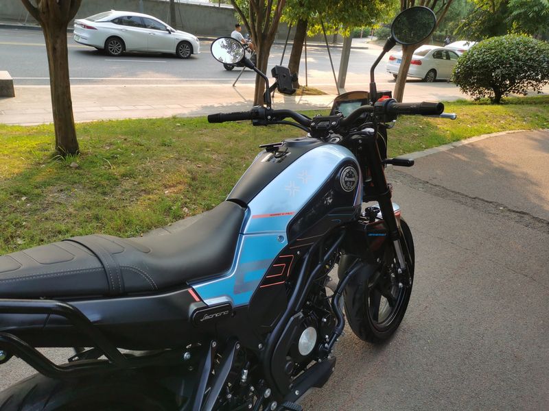 二手贝纳利幼狮 Leoncino 150