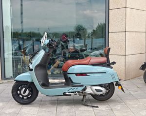 二手维多利亚Sixties 250Si