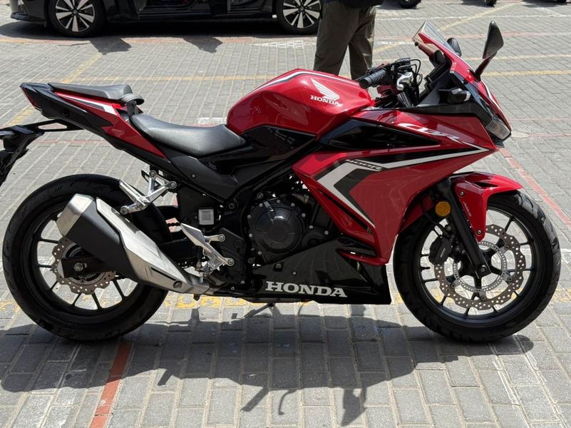 二手本田CBR400R
