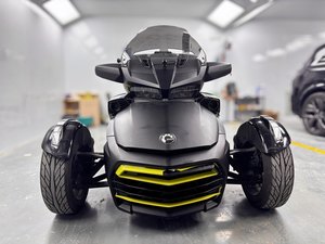 二手庞巴迪Spyder F3 
