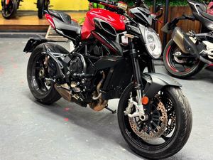 二手奥古斯塔Brutale 800