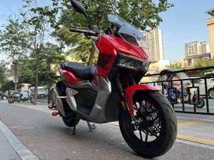 二手布雷斯通极宙 ADV150