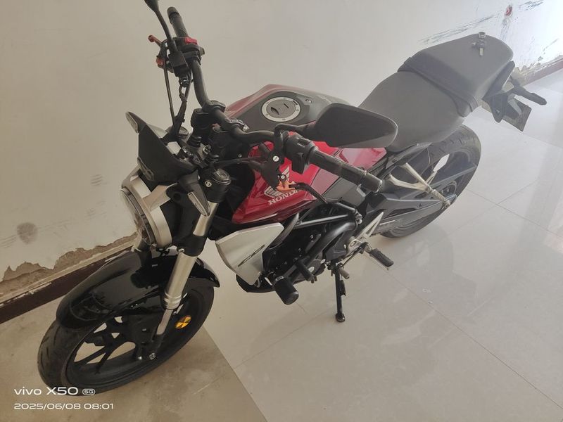 二手本田CB300R