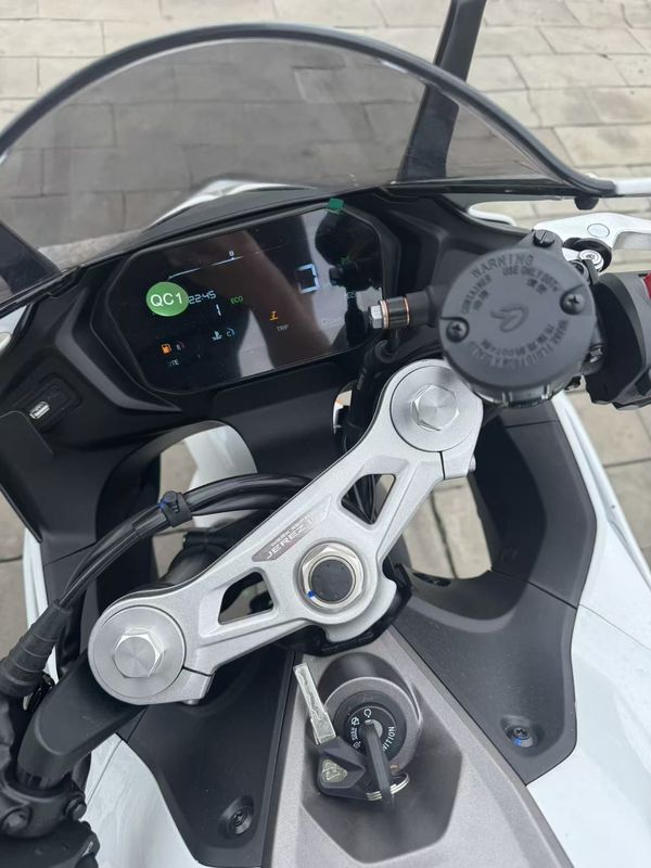 二手凯越350RR 赫雷兹