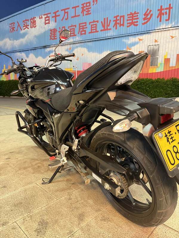 二手济南铃木极客飒 Gixxer 155 NK
