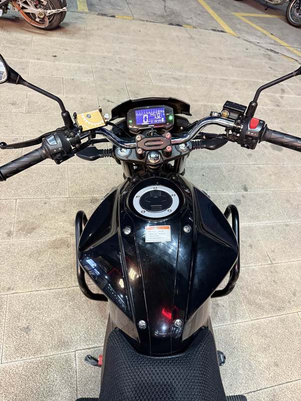 二手济南铃木极客飒 Gixxer 155 NK
