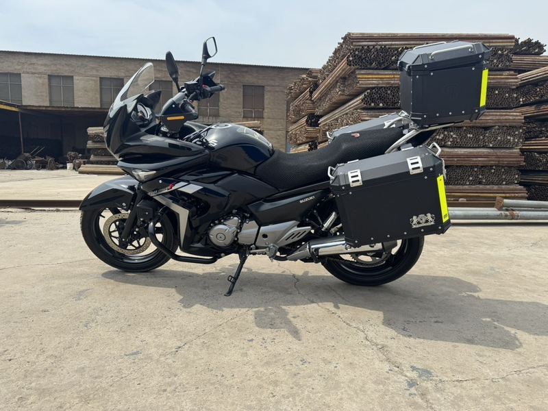 二手豪爵铃木骊驰 GW 250F