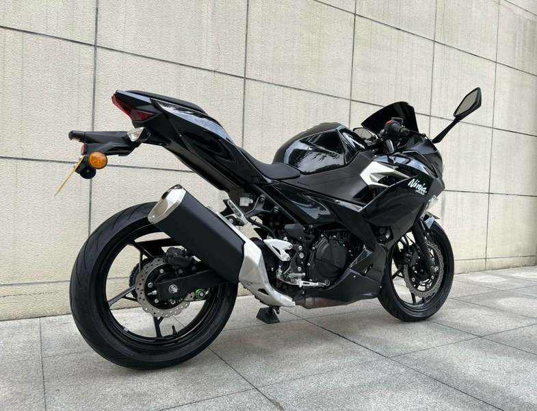 二手川崎Ninja 400