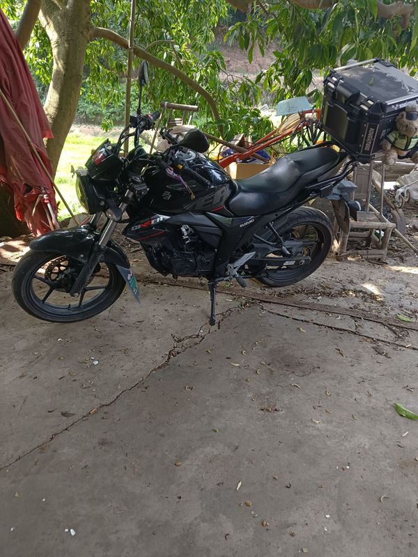 二手济南铃木极客飒 Gixxer 155 NK