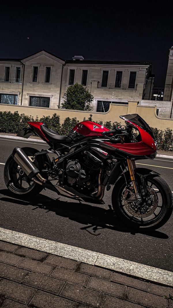 二手凯旋Speed Triple 1200 RR