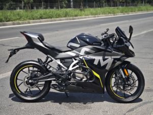 二手春风250SR