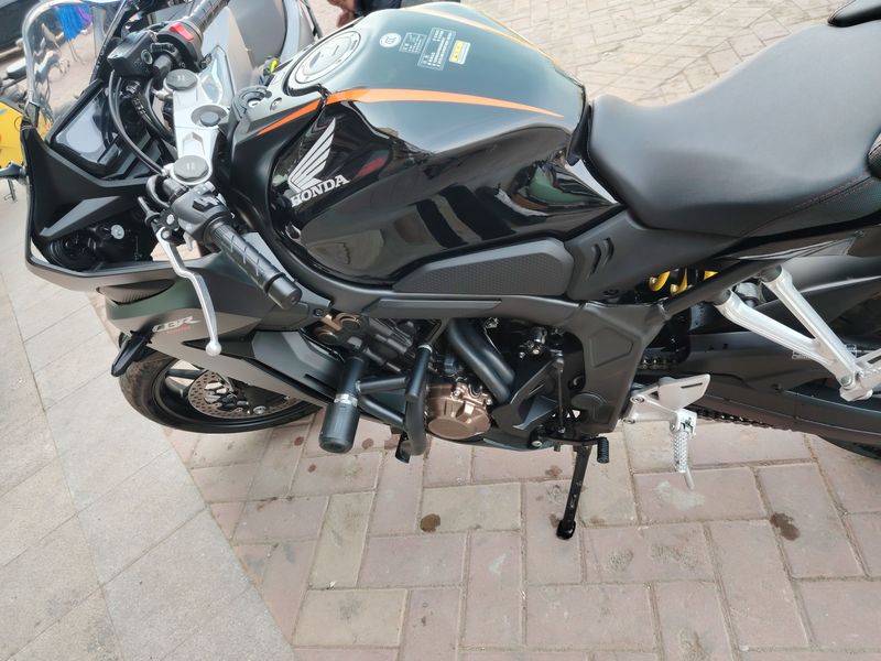 二手本田CBR650R