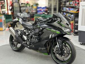 二手川崎ZX-4R