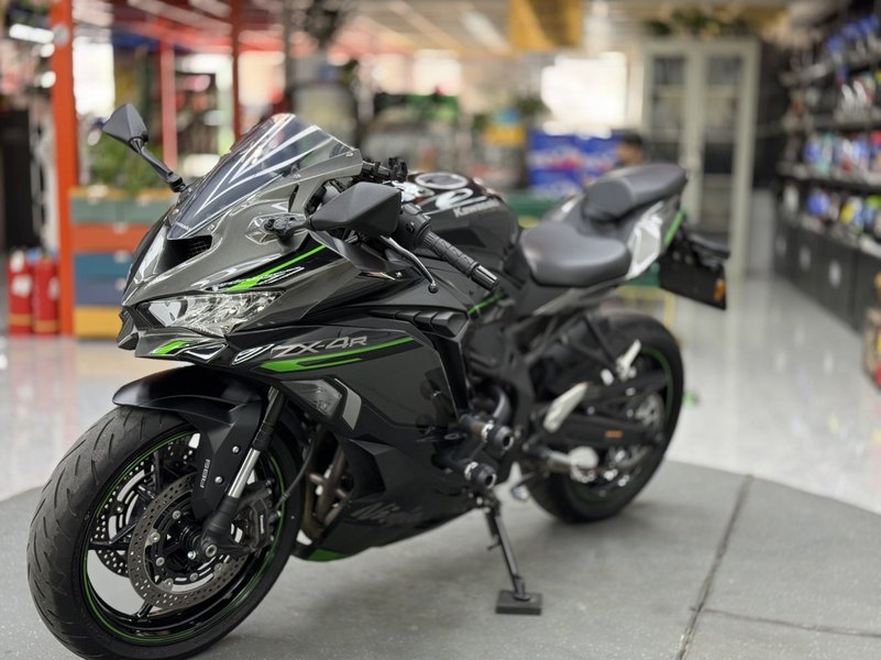 二手川崎ZX-4R