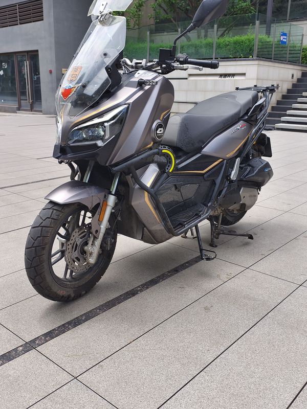 二手QJMOTOR鸿150ADV