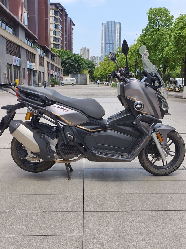 二手QJMOTOR鸿150ADV