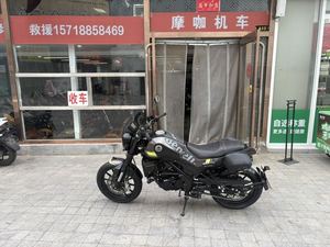 二手贝纳利幼狮 Leoncino 250