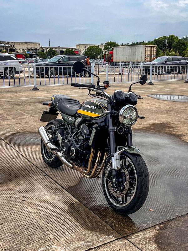 二手川崎Z900RS