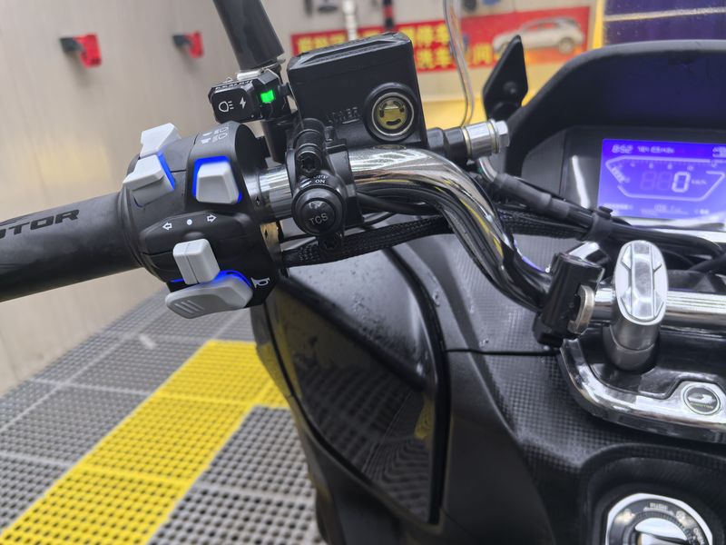 二手QJMOTOR鸿150