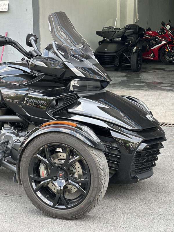 二手庞巴迪Spyder F3 