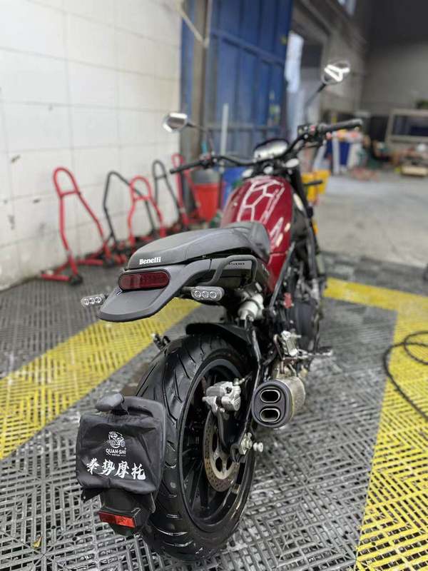 二手贝纳利幼狮 Leoncino 500