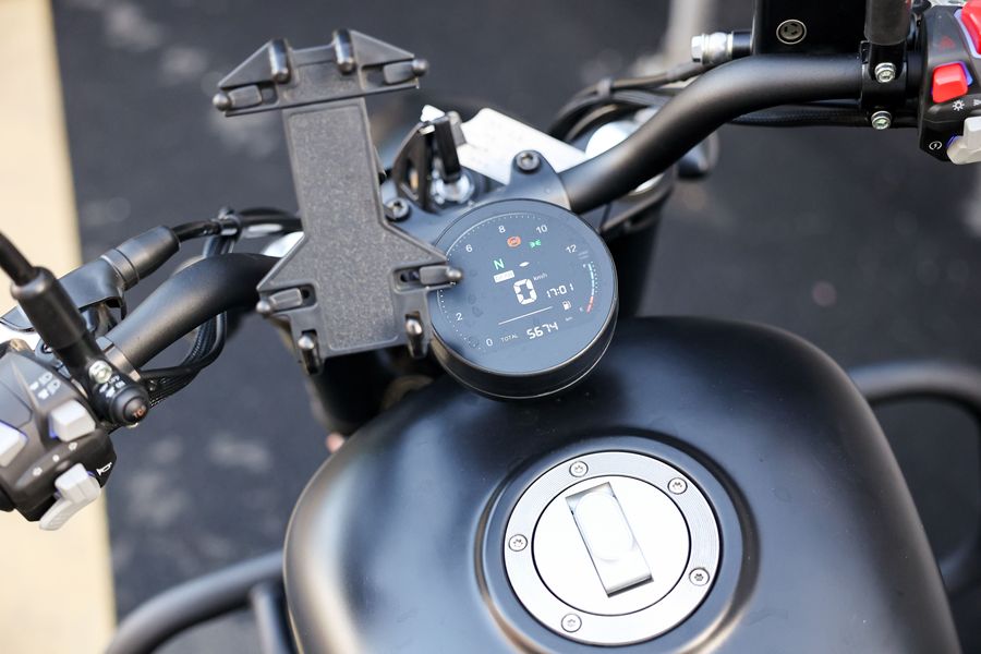 二手QJMOTOR闪300