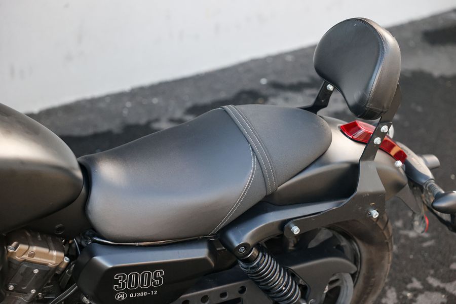 二手QJMOTOR闪300