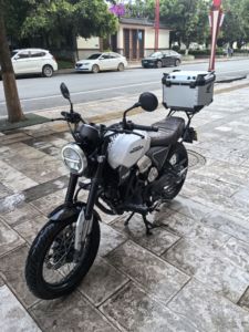 二手五羊本田鸷道 CB190SS