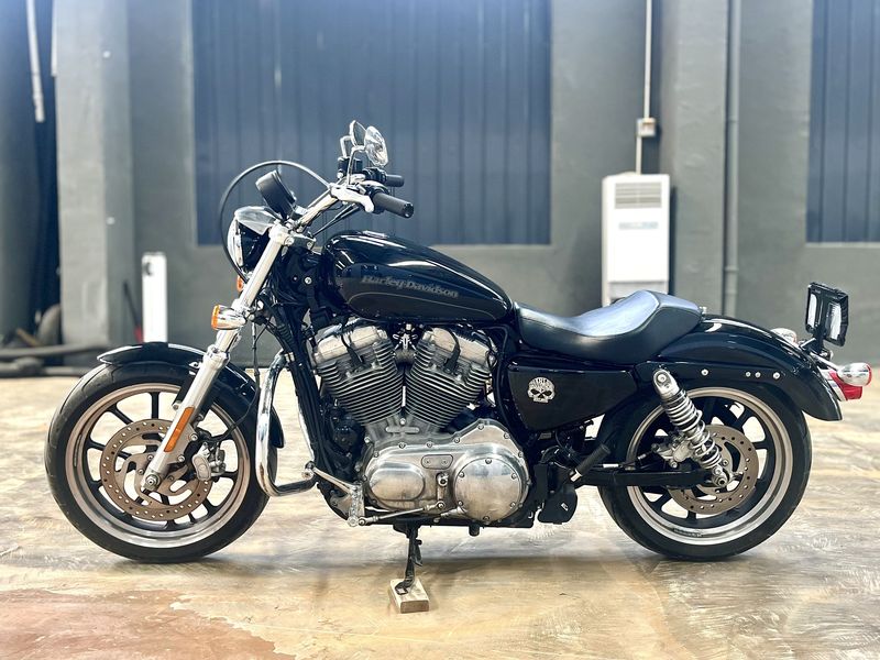 二手哈雷戴维森883L SuperLow