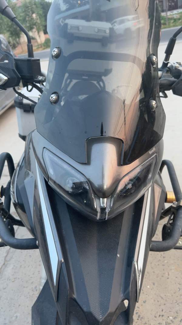二手贝纳利金鹏 TRK251