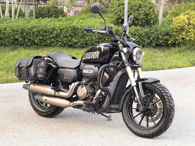 二手QJMOTOR闪300