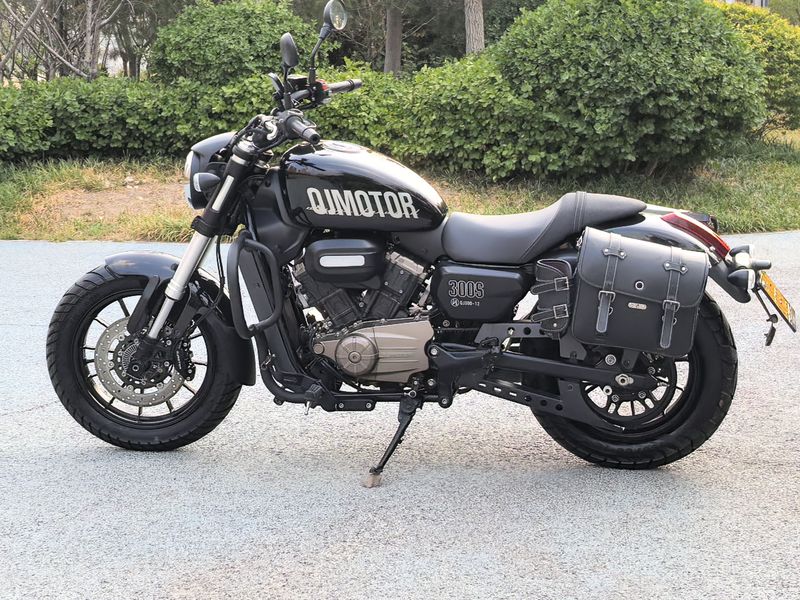 二手QJMOTOR闪300