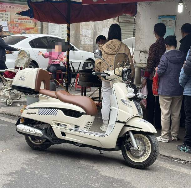 二手南方梦拉丽莎 飞戈