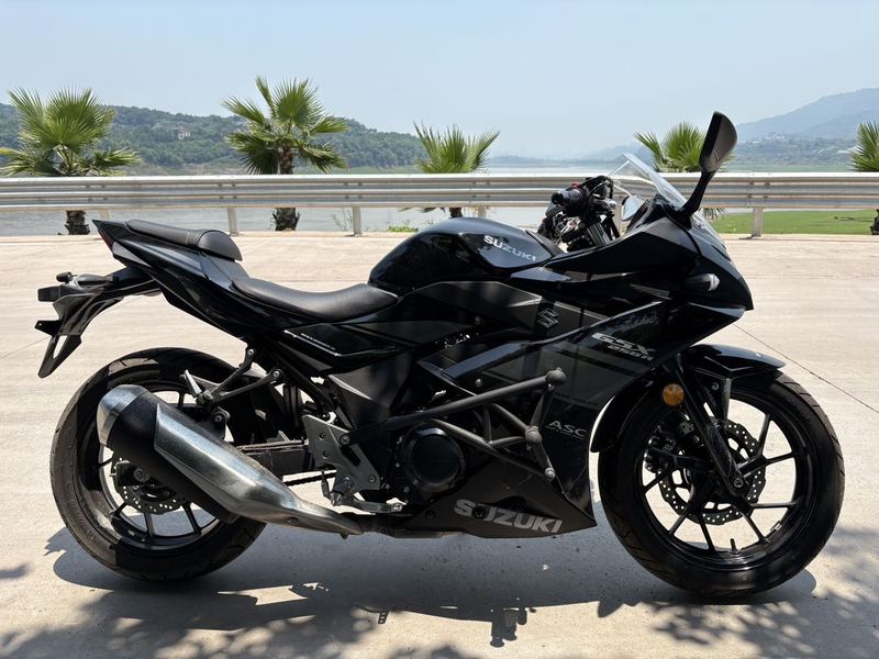 二手豪爵铃木GSX250R