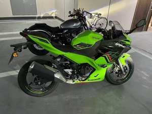 二手川崎Ninja 400