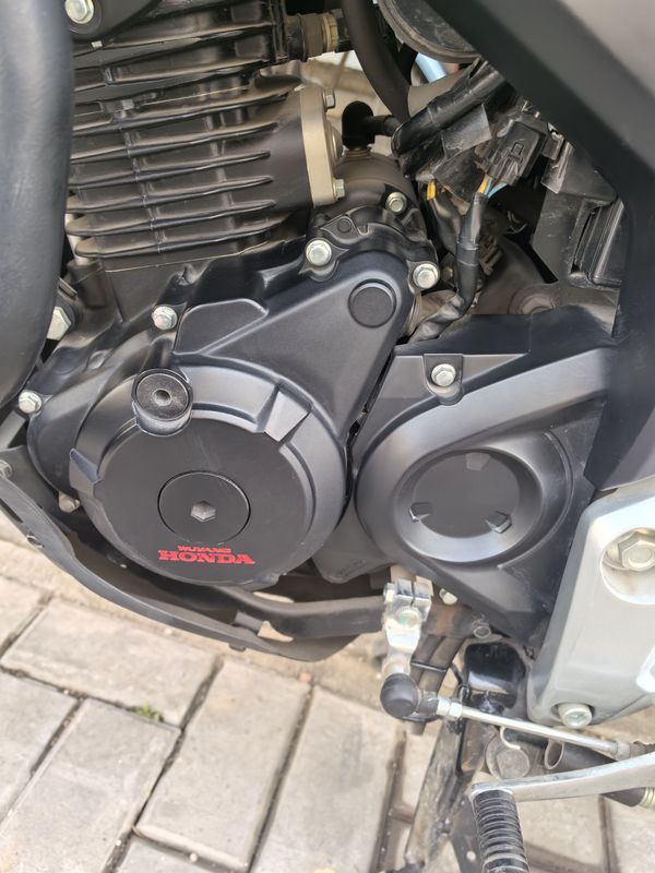 二手五羊本田猛鸷 CB190X